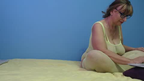 lilieth online show from 12.19.24