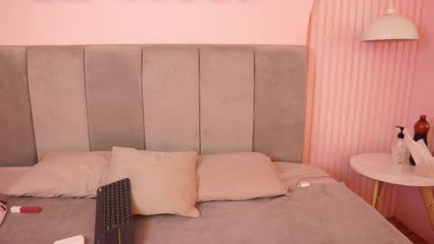 Lili  online show from 05.14.26