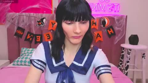 Lilli  follow me kiss online show from 10.23.25