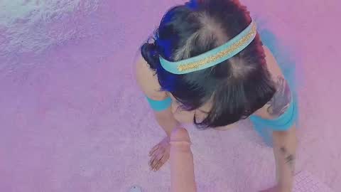 Snapshot of lili_tay chatting on 10.31.25 Lili online show from 10.31.25