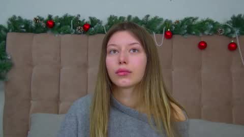 Mia online show from 12.22.25