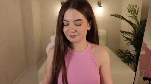 Lilia online show from 11.03.25