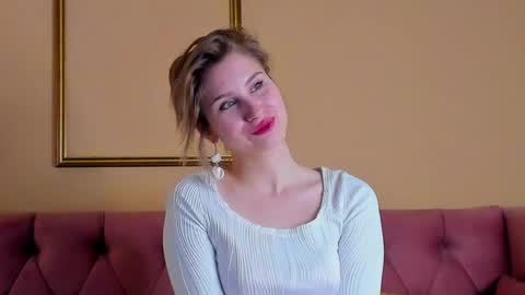 Snapshot of lilianadaniels chatting on 04.29.26 Lilian online show from 04.29.26