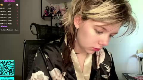 Lilian online show from 05.10.26