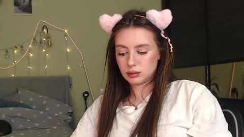 Lilu online show from 10.10.25