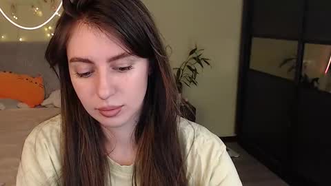 Lilu online show from 11.25.25