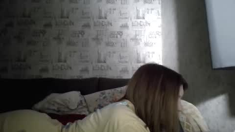 liliawoolf online show from 10.20.25