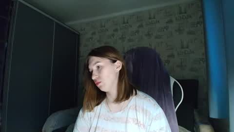 liliawoolf online show from 11.28.25