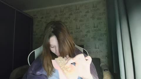 liliawoolf online show from 01.19.26