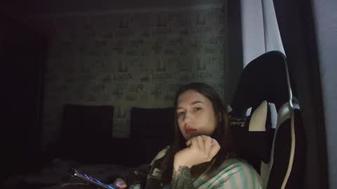Snapshot of liliawoolf chatting on 05.17.26 liliawoolf online show from 05.17.26