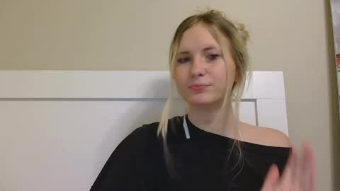 Snapshot of lilib2656 chatting on 05.02.26 lilib2656 online show from 05.02.26