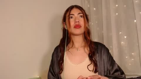 Snapshot of lilicum301 chatting on 02.18.25 your love online show from 02.18.25