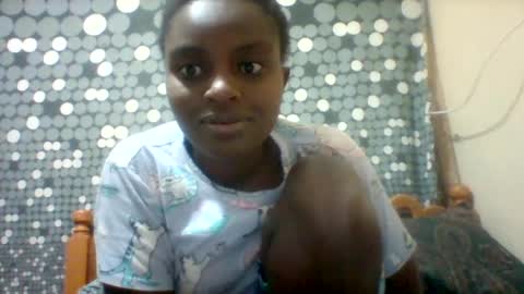 Snapshot of liligal chatting on 07.15.26 liligal online show from 07.15.26