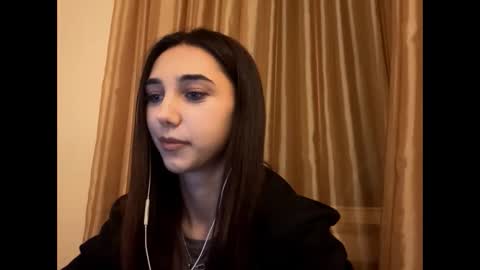 Lina online show from 09.21.25