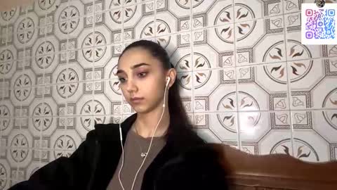 Lina online show from 11.16.25