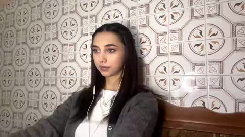 Lina online show from 11.21.25