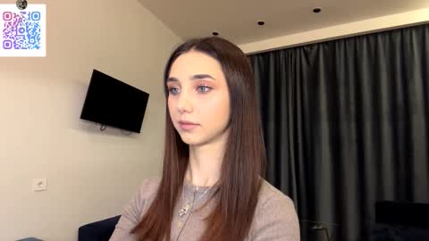 Lina online show from 12.21.25