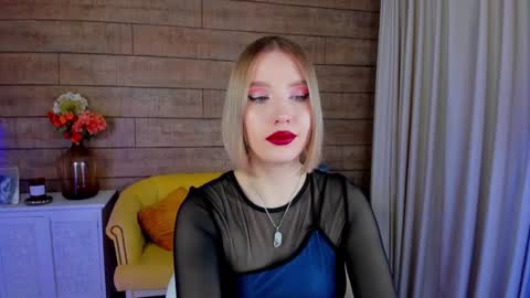 LiliLinn online show from 02.04.25