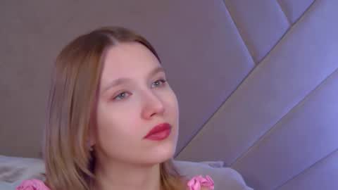 LiliLinn online show from 12.01.25