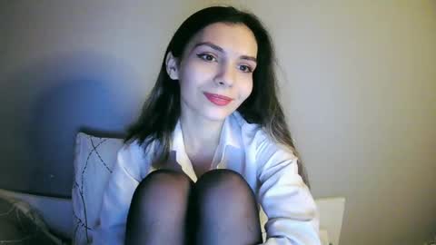 Snapshot of lilirose_x chatting on 01.14.25 lilirose online show from 01.14.25