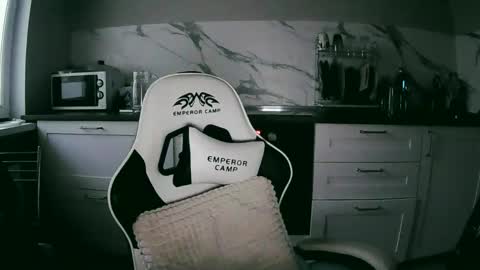 Snapshot of lilirose_x chatting on 01.24.25 lilirose online show from 01.24.25