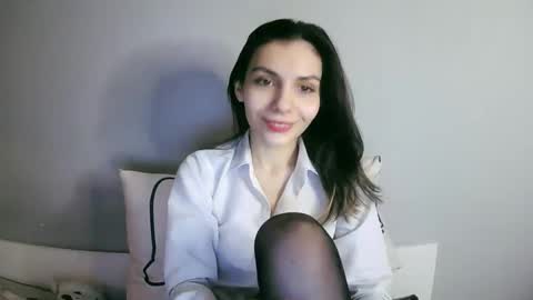 Snapshot of lilirose_x chatting on 02.14.25 lilirose online show from 02.14.25
