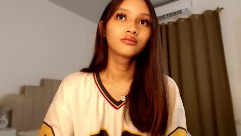 Chloe online show from 10.14.25