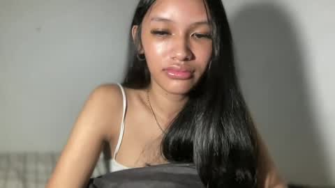 Snapshot of lilit_sensual chatting on 06.18.26 Chloe online show from 06.18.26