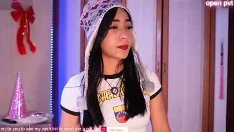 Lilith Rosse online show from 12.04.25