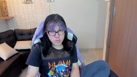 lilith  online show from 04.11.26