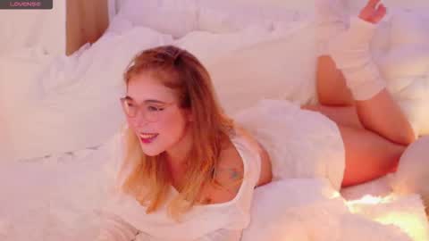 Lilith Bonheur online show from 12.01.25