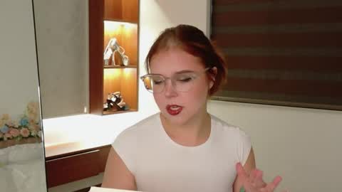 Lilith Bonheur online show from 06.27.26