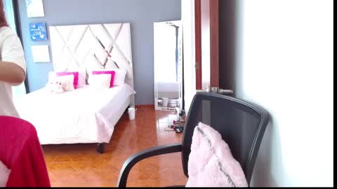 lili online show from 12.16.25