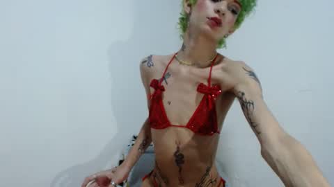 Snapshot of lilith_evil7 chatting on 12.20.24 lilith_evil7 online show from 12.20.24