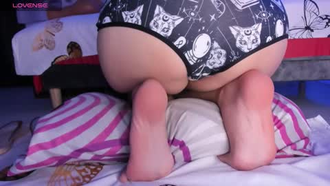 Lili online show from 10.30.25