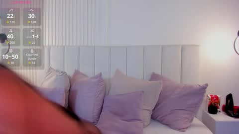 Snapshot of lilith_love__ chatting on 01.10.26 lilith online show from 01.10.26