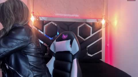  Lilith   online show from 02.22.25