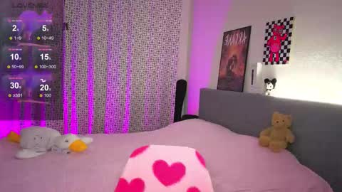 Snapshot of lilith_poison chatting on 11.22.25 lilith_poison online show from 11.22.25