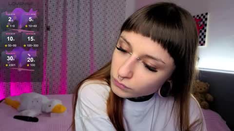 Snapshot of lilith_poison chatting on 11.27.25 lilith_poison online show from 11.27.25