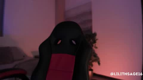 lilith_sage_ online show from 10.17.25