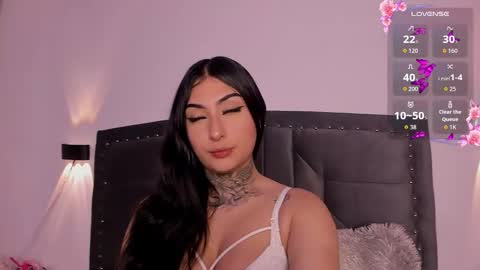 lilith_thompson online show from 10.30.25