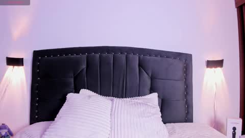 lilith_thompson online show from 11.14.25