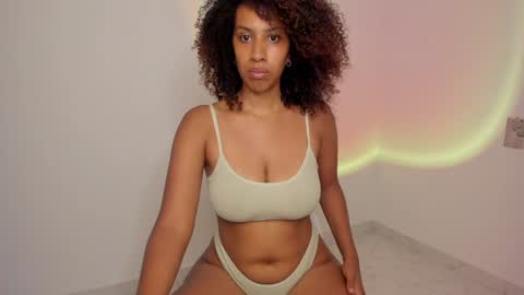 Alejandra  online show from 01.12.25