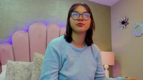 Snapshot of lilithbluum chatting on 03.21.26 LilithBluum online show from 03.21.26