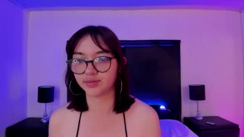 Snapshot of lilithbluum chatting on 04.03.26 LilithBluum online show from 04.03.26