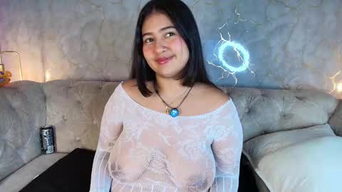 lilithcb_ online show from 11.12.25