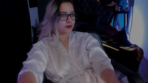Snapshot of lilithmystic01 chatting on 01.17.25 lilithmystic01 online show from 01.17.25