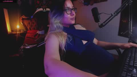 Snapshot of lilithmystic01 chatting on 02.07.25 lilithmystic01 online show from 02.07.25