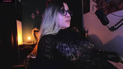 Snapshot of lilithmystic01 chatting on 02.17.25 lilithmystic01 online show from 02.17.25