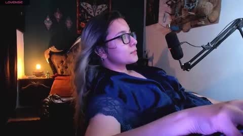 Snapshot of lilithmystic01 chatting on 02.20.25 lilithmystic01 online show from 02.20.25